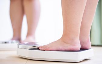 Jak skutecznie schudnąć i utrzymać efekty na długo? Badania rzucają nowe światło na dostępne metody