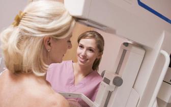 Mammografia i cytologia dostępne dla większej grupy kobiet? AOTMiT jest na tak