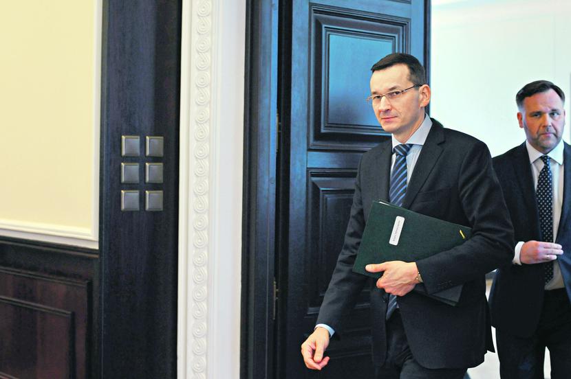 PIERWSZY WŚRÓD RÓWNYCH: