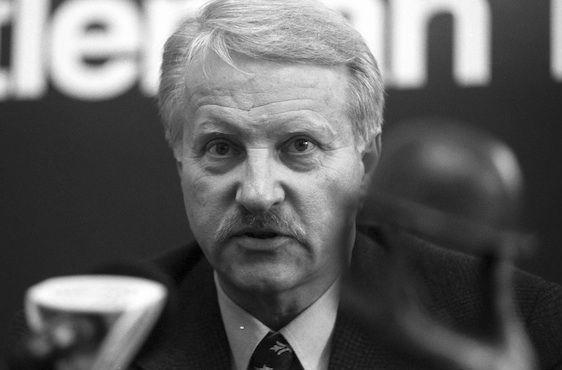 Archiwalne zdjęcie generała Sławomira Petelickiego (fot. Grzegorz Kawecki)