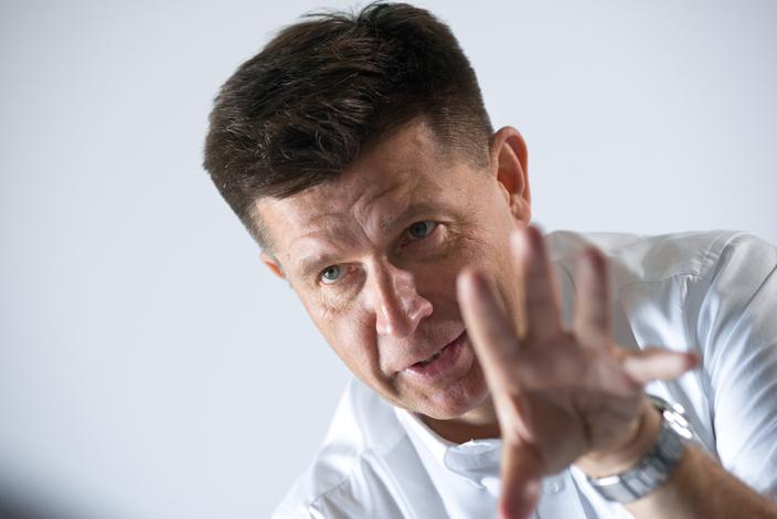 Kolejne uderzenie w koalicję