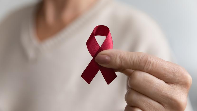 „Czerwona kokardka” to symbol solidarności z osobami żyjącymi z HIV i AIDS, ich rodzinami i przyjaciółmi. Idea czerwonej kokardki powstała w 1991 r.