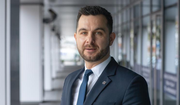 GDDKiA odda w tym roku 400 km dróg za 15 mld zł. Uruchomi też system, który poprawi bezpieczeństwo i pomoże rozładować korki