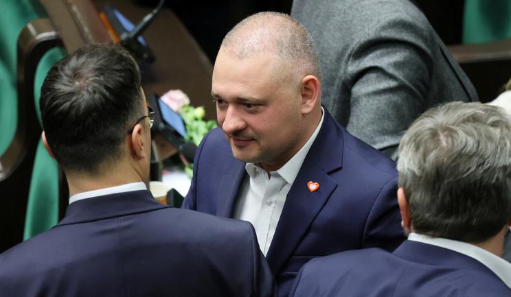 Afera wokół posła KO, alarm prezesa Audi i rekordowy popyt na węgiel