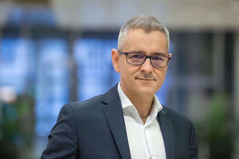 Dr n. med. Marcin Stajszczyk Dr n. med. Marcin Stajszczyk