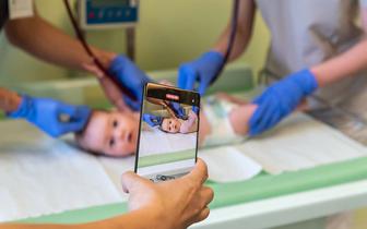 Lekarze tworzą aplikację, w której AI pomoże ocenić stan zdrowia dziecka