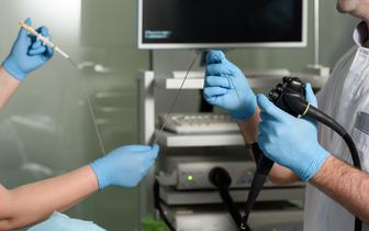 Endoskopowa dyssekcja podśluzówkowa - małoinwazyjna metoda leczenia wczesnego raka jelita grubego