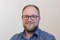 Stres finansowy: cichy zabójca produktywności w Twojej firmie.