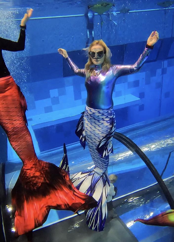 Syrenki i trytony: Syrenki i trytony: