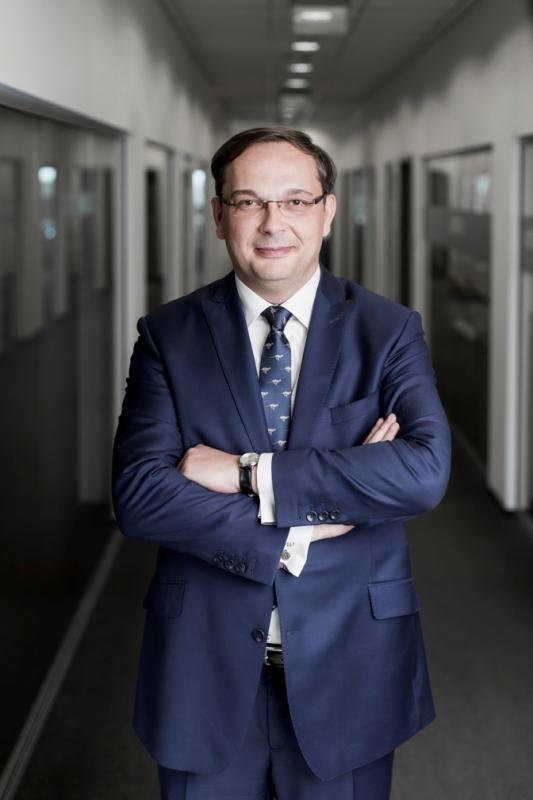 Moda zyskuje na znaczeniu: Moda zyskuje na znaczeniu: