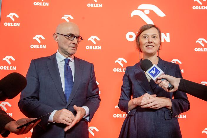 Analizy, przeglądy i szacunki: