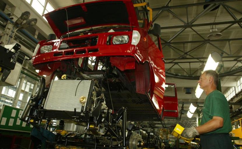 Rosyjski biznesmen chce produkować w Polsce półciężarówki.