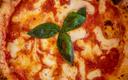 Choć inflacja spada, włoska pizza nadal drożeje
