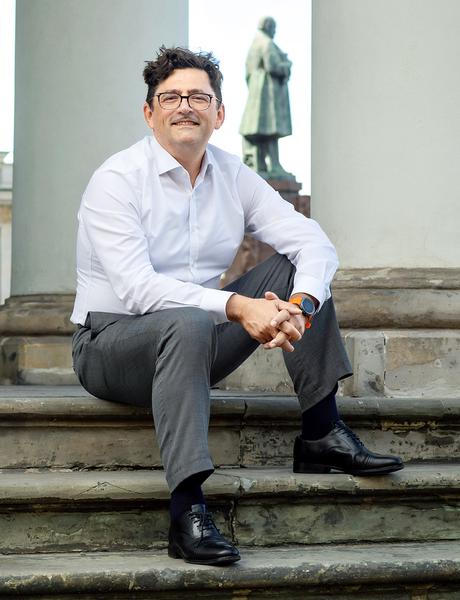 Fundacja to nie firma, czyli o sztuce cierpliwego pomagania