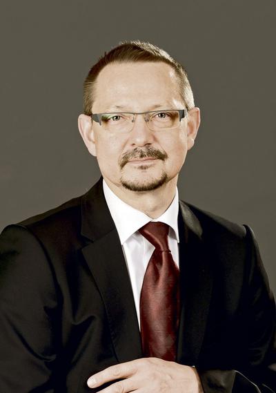 Dr n. med. Jacek Krajewski