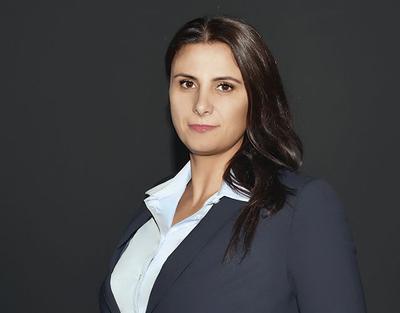 Miejsce z klimatem. Zabytkowa bryła budynku ze współczesnymi elementami architektonicznymi, przestronne pomieszczenia i eleganckie duże okna czynią Gdański Harward niepowtarzalnym — uważa Paulina Bauer, dyrektor biura zarządzania nieruchomościami Metropolitan Investment.