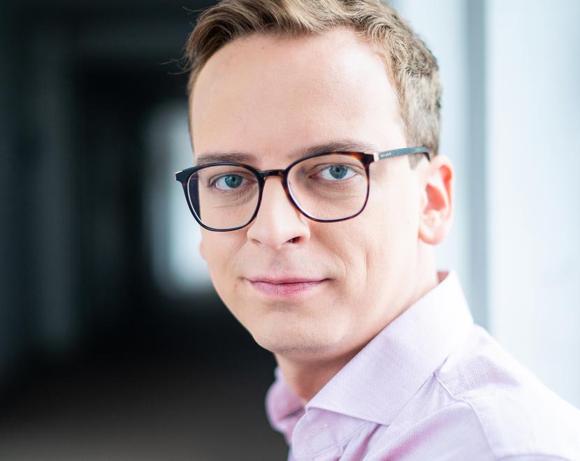 Spółka się broni: Spółka się broni: