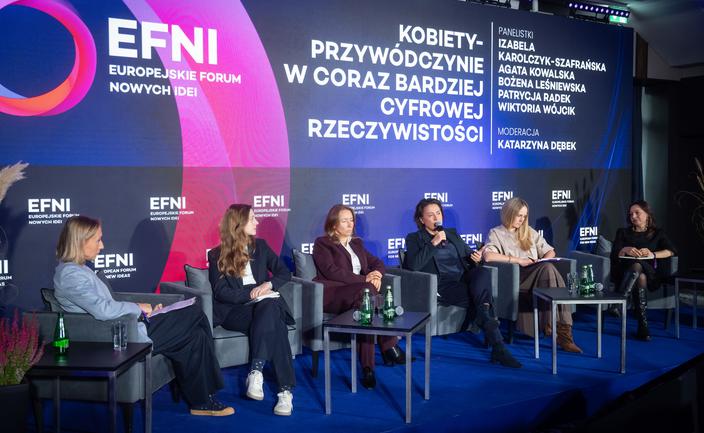 Kobiety w cyfrowej rzeczywistości