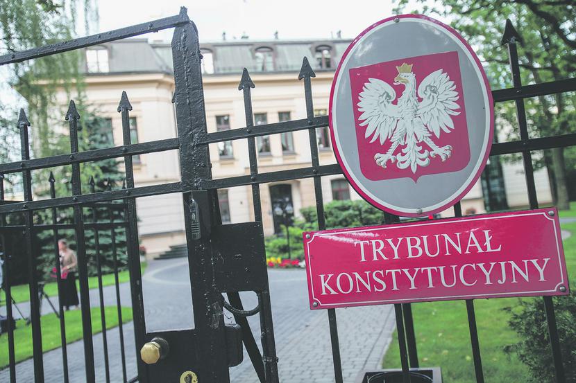 NIEJEDNOGŁOŚNY WYROK: