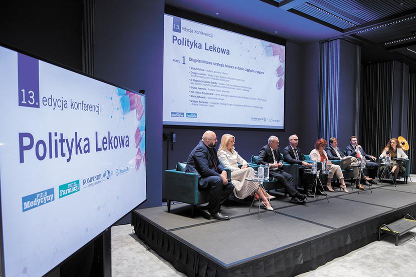 Uczestnicy panelu 13. konferencji “Polityka lekowa” - „Długoterminowa strategia lekowa w dobie ciągłych kryzysów” Uczestnicy panelu 13. konferencji “Polityka lekowa” - „Długoterminowa strategia lekowa w dobie ciągłych kryzysów”