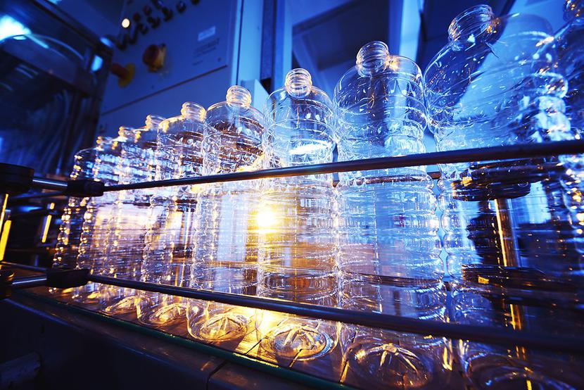 SYNONIM PLASTIKOWEJ BUTELKI: