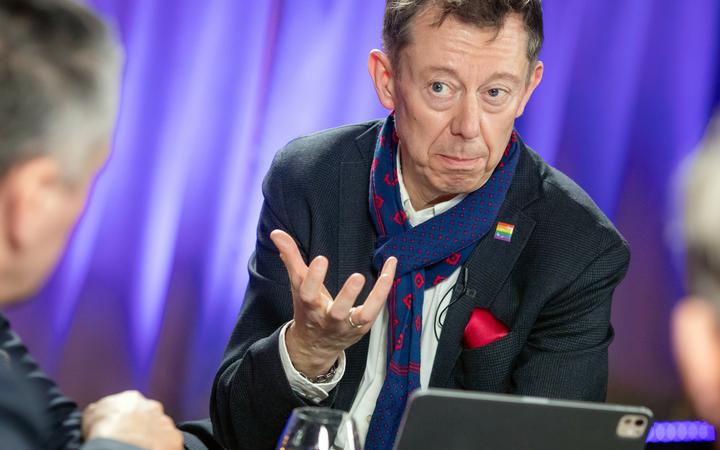 Gdański: Dlaczego Polak nie lubi banków