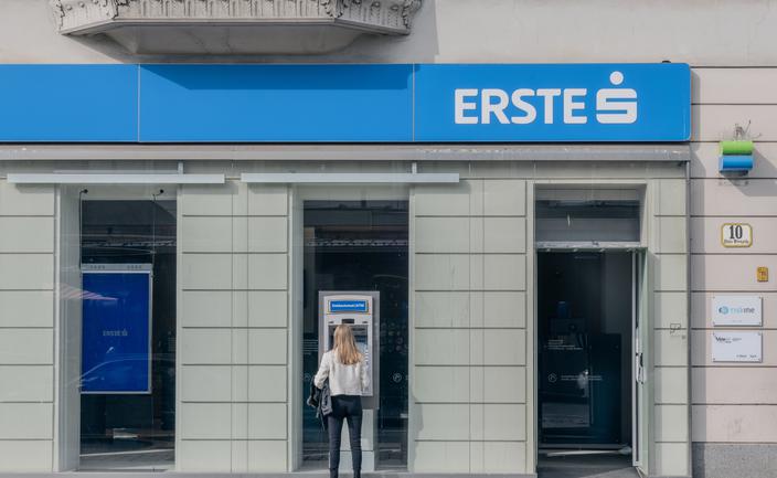 Erste Group wzmacnia kapitał przed największą akwizycją w historii