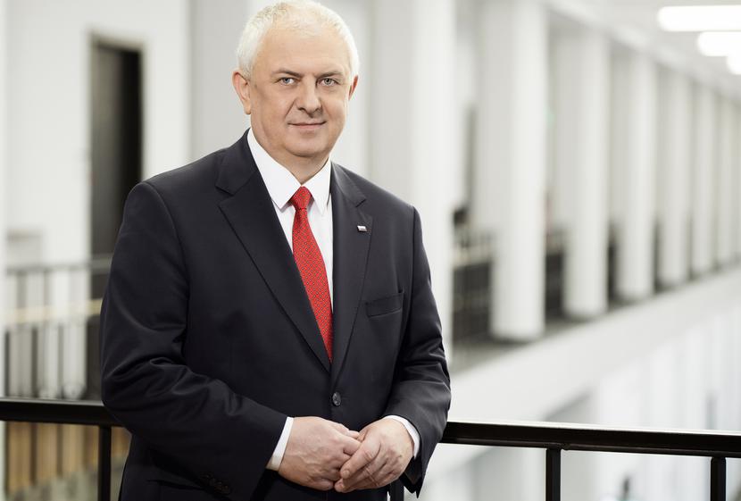 Oko na wschód: Oko na wschód: