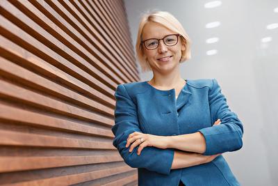 Nestmedic, którego prezesem jest Patrycja Wizińska-Socha, kilka miesięcy po debiucie odwołał prognozy finansowe i generuje śladowe przychody, a jego kurs mocno spadł. Przedstawiciele spółki deklarują jednak, że wyciągnęli wnioski, a biznes zacznie się kręcić.