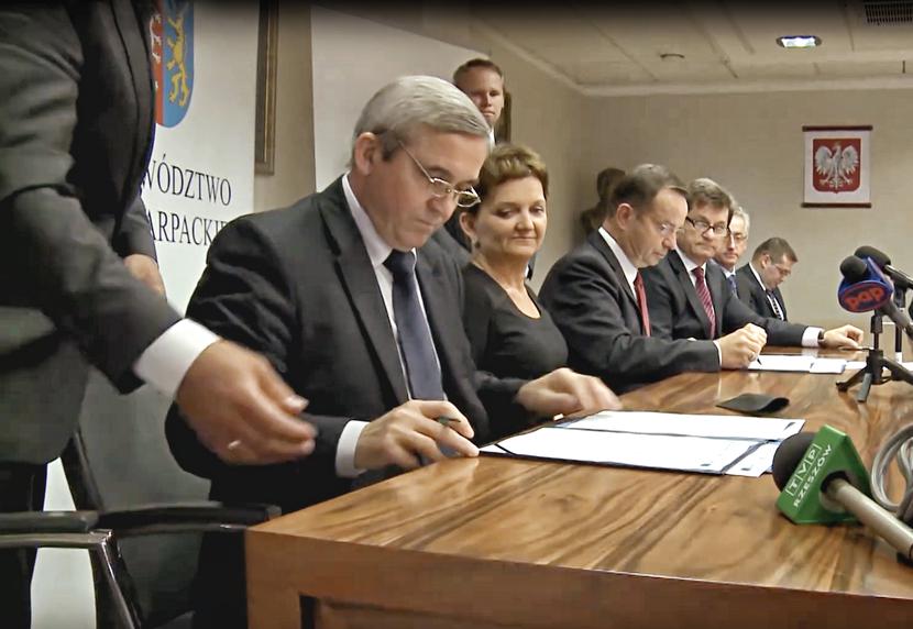 Uroczysty start i przykry finał: