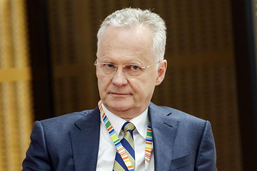 GŁUCHY TELEFON:
