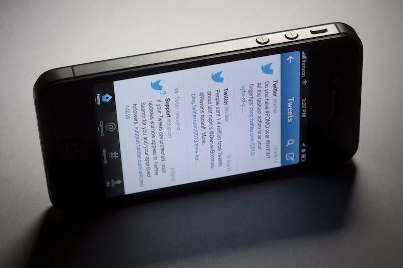 Wersja mobilna portalu Twitter fot. Bloomberg