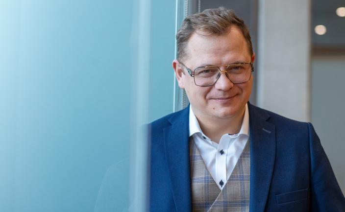 Columbus zachęca państwo do przejęcia Saule. Na stole są trzy opcje