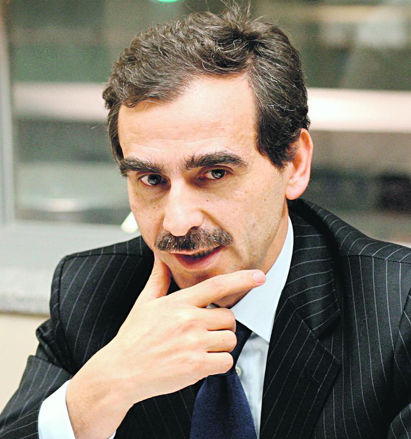 VA BANQUE:
 Bank Pekao, kierowany
 przez Luigiego
 Lovagli, mimo
 prawnych kontrowersji
 odmówił wypłaty
 gwarancji za
 Polimex. Jego decyzja
 może uratować
 budowlaną spółkę
 przed bankructwem
 — przynajmniej
 na razie. [FOT. ARC]