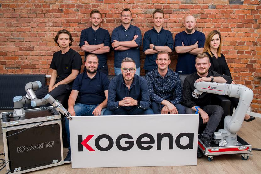 Człowiek w otoczeniu robotów