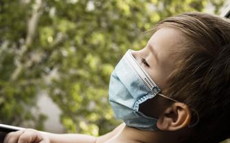 Pediatra: dzieci równie mocno roznoszą SARS-CoV-2 co dorośli. Liczba zakażeń będzie olbrzymia