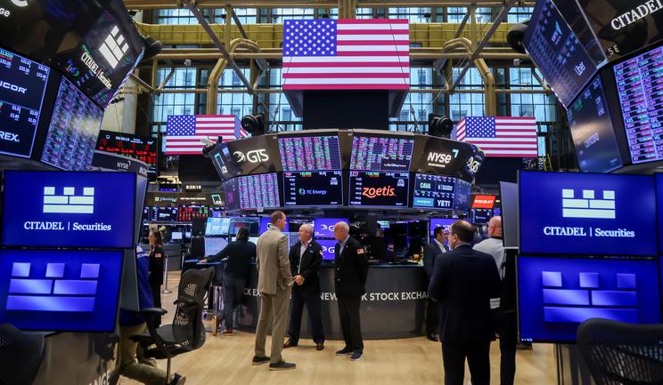 Na Wall Street spadki, bo taniały akcje producentów układów scalonych