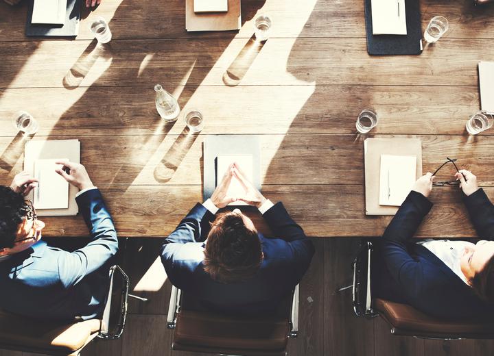Pokolenie Z&nbsp;unika trudnych rozmów. Pracodawcy widzą rosnący problem
