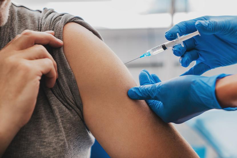 Vaccination of senior person in hospital Vaccination of senior person in hospital