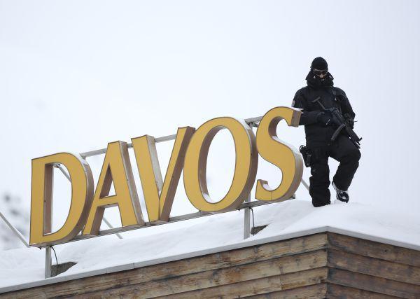 Davos 2013 - mobilizacja, fot. Bloomberg