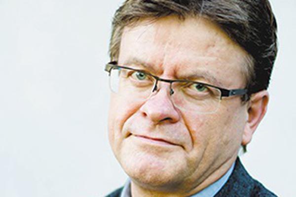 Dlaczego tak ważna jest szybka ścieżka diagnostyczna dla chorych z SM? Dlaczego tak ważna jest szybka ścieżka diagnostyczna dla chorych z SM?