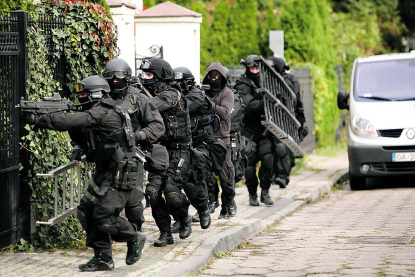 PO DOBROCI: Na „Układ zamknięty” widzów nie trzeba było sprowadzać pod bronią. Polskie produkcje radzą sobie coraz lepiej. [FOT. ARC]