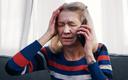 Im dłuższe rozmowy przez telefon, tym wyższe ryzyko nadciśnienia? [BADANIE]