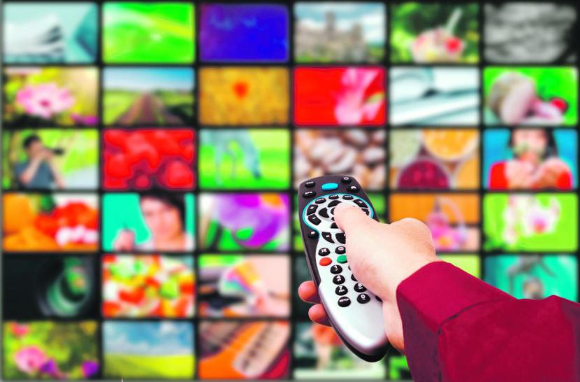 APETYT
 PO TUBIE:
 Agora, jeszcze pod
 rządami poprzedniego
 prezesa, odpuściła
 próbę uzyskania
 koncesji dla telewizji
 Tuba TV. Teraz,
 kierowana przez
 Wandę Rapaczyński
 spółka, ostrzy sobie
 zęby na telewizję
 cyfrową, budowaną
 wraz z Kino Polska.
 [FOT. WM]