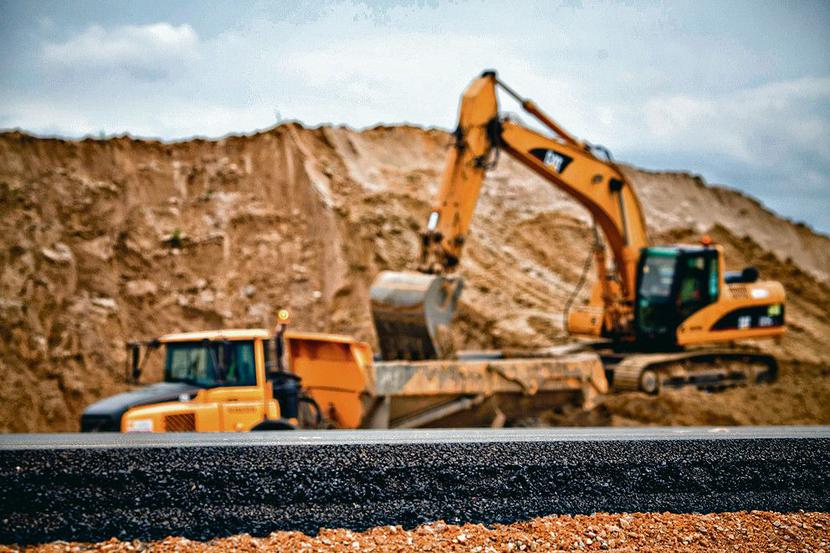 Przyjęte ostatnio zmiany w Prawie zamówień publicznych miało chronić podwykonawców w sektorze budowlanym. Prawnicy twierdzą jednak, że dotychczasowe przepisy wystarczająco ich chroniły. Problem w tym, że ich nie przestrzegano. [FOT. WM]
 