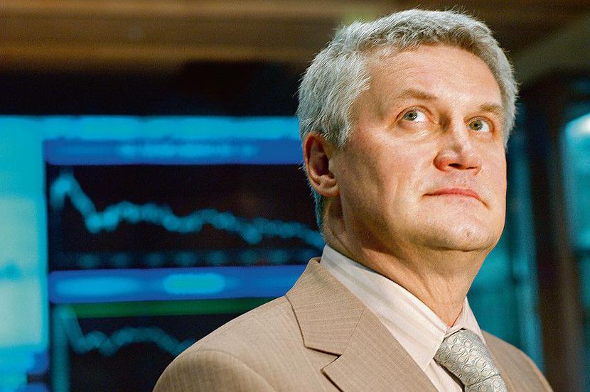 POMÓC RODZIMEJ NAUCE: Zmiany w nowym programie to krok w dobrym kierunku, który może pobudzić współpracę polskich przedsiębiorców z naukowcami — uważa Paweł Jaguś, prezes firmy Qumak. Jego zdaniem obecnie polski rynek jest zbyt mały, aby wydatki ponoszone na B+R mogły się zwrócić w oczekiwanym przez inwestorów czasie — dlatego firmy wolą wdrażanie sprawdzonych technologii z Zachodu. [FOT. ARC]