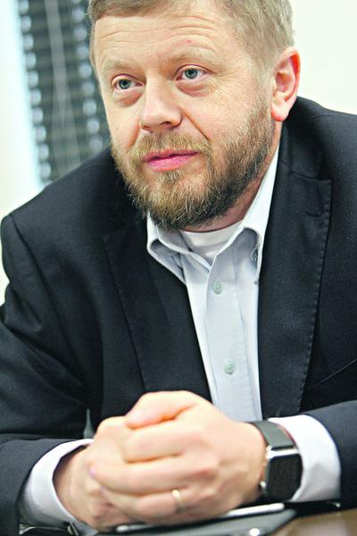 EKSPORT PRACOWNIKÓW: Work Service, którym kieruje Maciej Witucki,  szuka pracowników nie tylko dla polskich firm, ale również na rynkach  pracy w 16 innych krajach. Teraz agencja pomoże zrekrutować nad Wisłą  chętnych do wyjazdu do Niemiec, gdzie biznesowi jest coraz trudniej  znaleźć ręce do pracy.