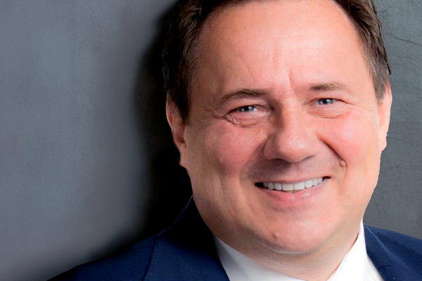 Mazowiecka Gazela Biznesu strzeże boisk UEFA