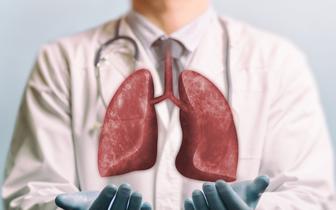 Podwójny przeszczep płuc skuteczny w przypadku raka w czwartym stadium