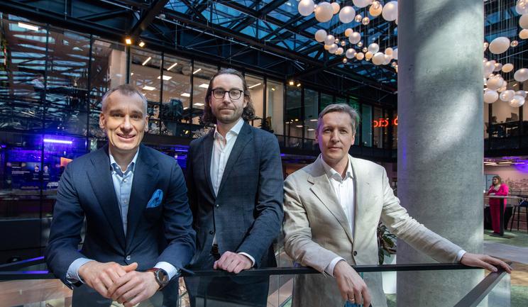 Gorsze czasy dla fintechów. Start-upy ewoluują w kierunku wsparcia bankowości